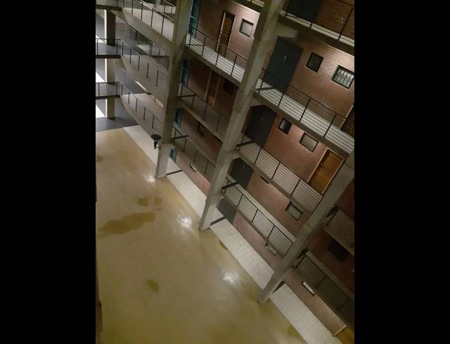 1 BEDROOM APARTMENT FOR SALE IN BRAAMFONTEIN WERF